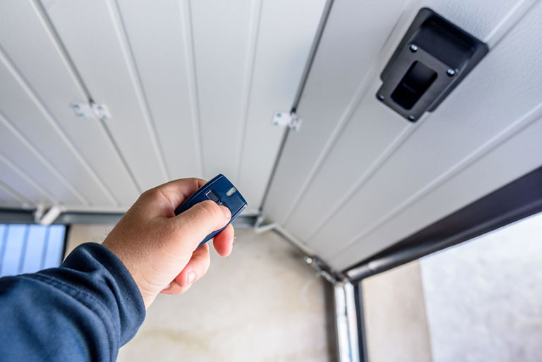 Dépannage et réparation de porte de garage dans le secteur de Rennes